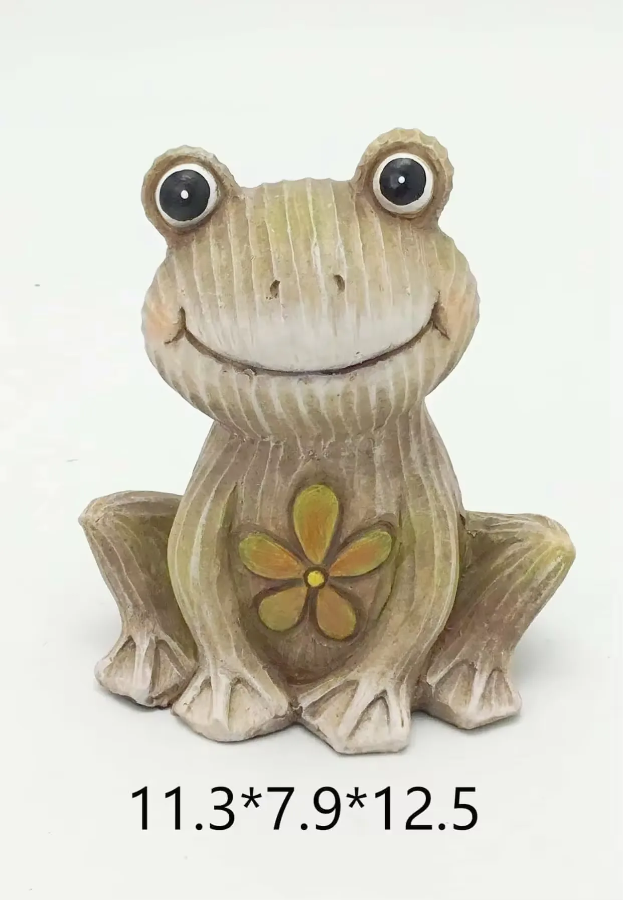 Alternate display view of a hand-painted resin frog figurine for Feng Shui decor and seasonal gift programs
